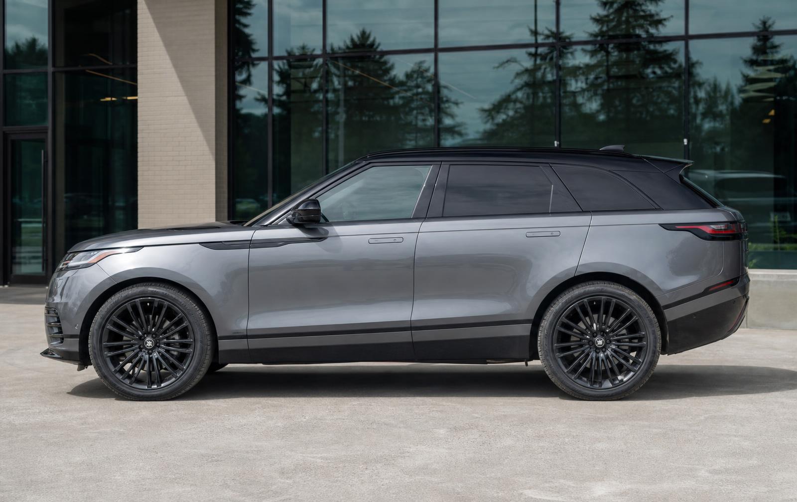 New body-style Land Rover Velar in Eiger Grey side profile